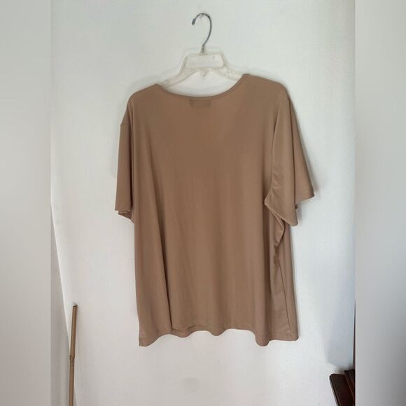 Plus size Nude tan short sleeve top size 2X - Picture 3 of 6